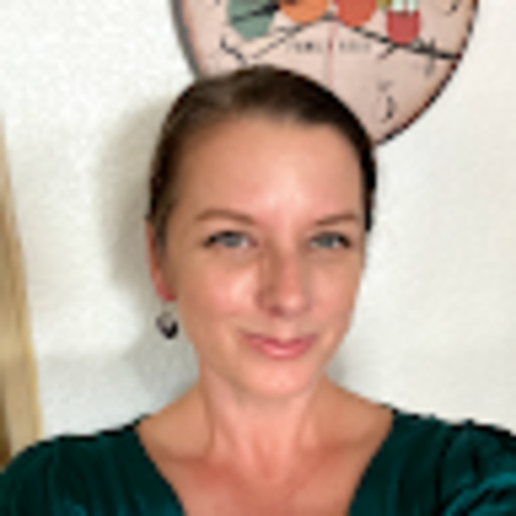 Meet your Posher, Amanda - Picture 1 of 1